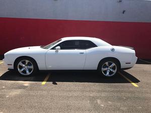 Used  Dodge Challenger SXT