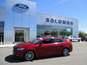 Used  Ford Fusion SE