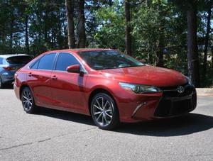 Used  Toyota Camry XSE