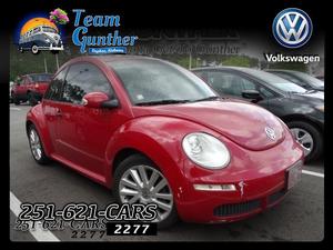  Volkswagen New Beetle SE - SE 2dr Hatchback 6A