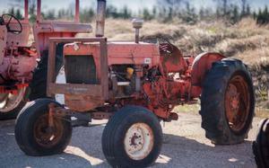  Allis Chalmers D15 Parts Tractor