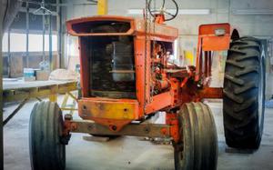  Allis Chalmers D21 Parts Tractor