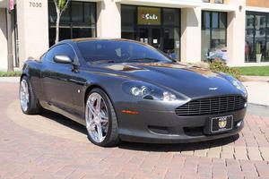  Aston Martin DB9 -