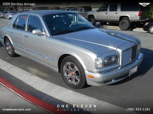  Bentley Arnage -