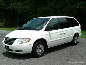  Chrysler Town and Country LX - LX 4dr Extended Mini-Van
