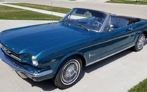  Ford Mustang Convertible