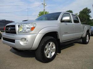 Used  Toyota Tacoma PreRunner Double Cab