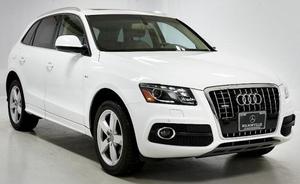  Audi Q5 3.2 quattro Premium Plus - AWD 3.2 quattro