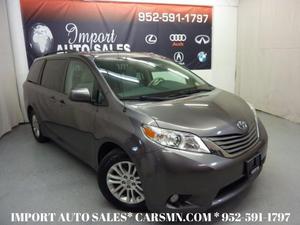 Used  Toyota Sienna XLE