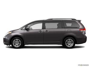 Used  Toyota Sienna XLE