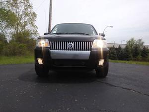  Mercury Mariner Luxury - AWD Luxury 4dr SUV