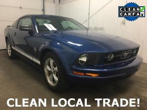 Used  Ford Mustang Deluxe