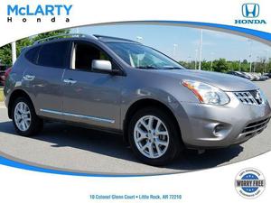 Used  Nissan Rogue SV