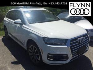  Audi Q7 2.0T quattro Premium Plus - AWD 2.0T quattro