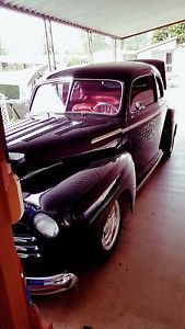  Ford 2 dr coupe excellent condition,, needs to