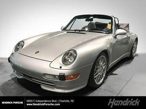  Porsche 911 Carrera 4 --