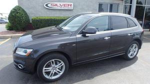 Used  Audi Q5 3.0T Premium Plus quattro