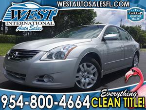  Nissan Altima -