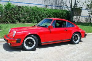  Porsche 911 Carrera -