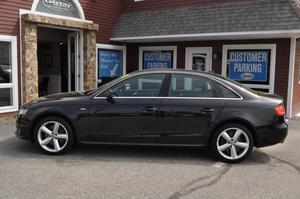  Audi A4 2.0T quattro Premium Plus - AWD 2.0T quattro