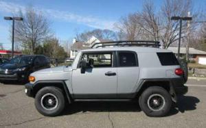  Toyota FJ Cruiser Base 4X4 4DR SUV 5A