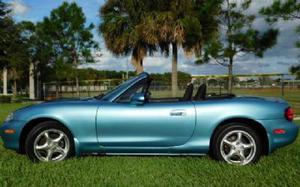  Mazda MX-5 Miata Convertible