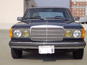  Mercedes-Benz 300-Series