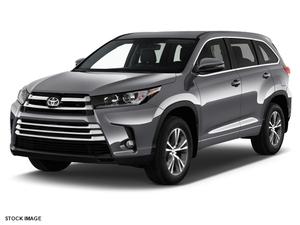  Toyota Highlander LE Plus in Lakewood, NJ