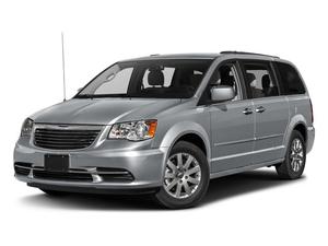  Chrysler Town & Country Touring in Middletown, CT