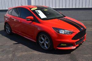  Ford Focus --