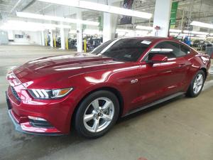  Ford Mustang V6 - V6 2dr Fastback