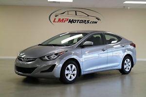  Hyundai Elantra Se --