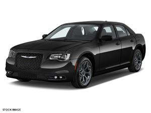  Chrysler 300 S V6 in Salisbury, MA