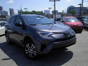  Toyota RAV4 LE - LE 4dr SUV