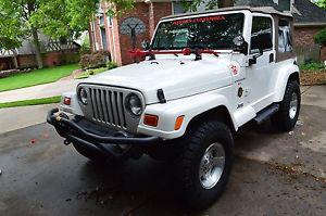  Jeep Wrangler Sahara