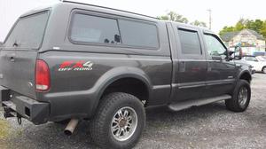  Ford F-350 Super Duty Lariat - 4dr Crew Cab Lariat 4WD