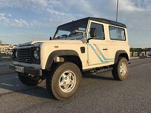  Land Rover Defender County Station Wagon