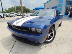 Used  Dodge Challenger SE