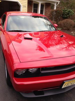 Used  Dodge Challenger SXT