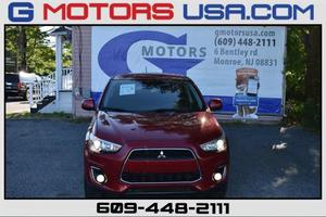 Used  Mitsubishi Outlander Sport SE