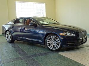  Jaguar XJ - AWD 4dr Sedan