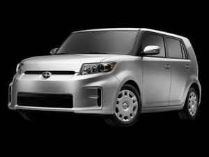  Scion xB -