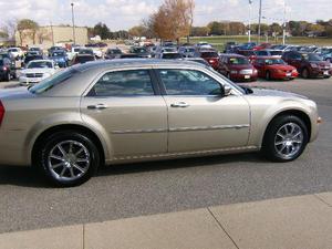  Chrysler 300 C - AWD C 4dr Sedan