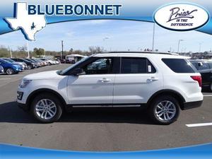  Ford Explorer XLT - XLT 4dr SUV