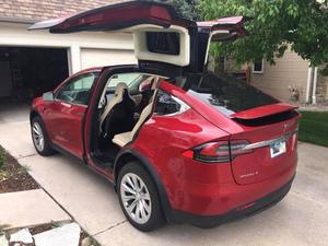  Tesla Model X - Full Electric