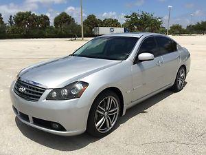  Infiniti M35 Sport