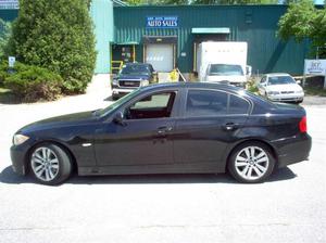  BMW 3-Series 325i in Derry, NH