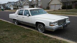  Cadillac Brougham DeElegance