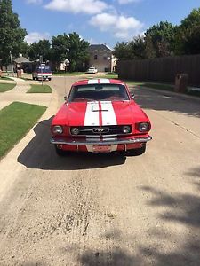  Ford Mustang Coupe