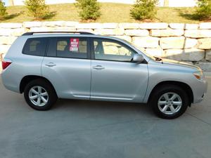  Toyota Highlander - 4dr SUV